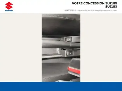 Photo 13 Suzuki Swift  1.2 Dualjet 90ch Privilège AllGrip Euro6d-T