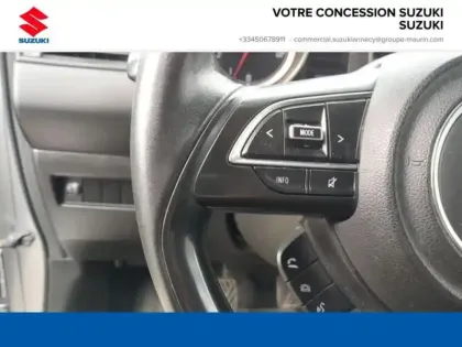 Photo 10 Suzuki Swift  1.2 Dualjet 90ch Privilège AllGrip Euro6d-T