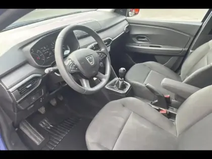 Photo 12 Dacia Sandero  1.0 TCe 90ch Stepway Essential