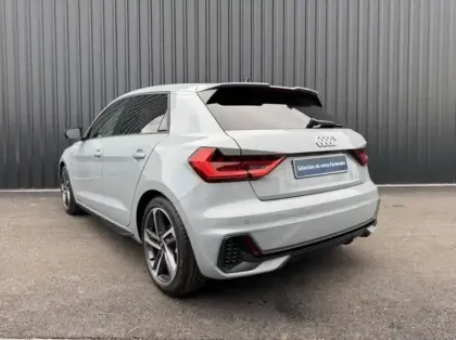 Photo 7 Audi A1  Sportback 35 TFSI 150ch S line plus S tronic 7