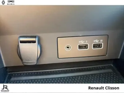 Photo 11 Renault Captur  1.6 E-Tech hybride 145ch Techno