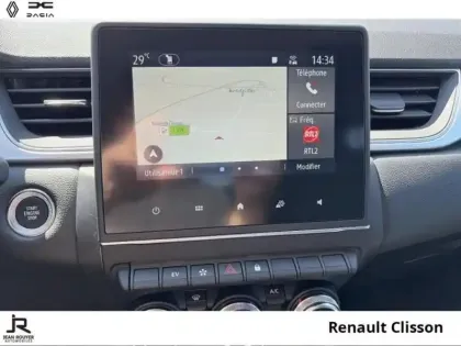 Photo 12 Renault Captur  1.6 E-Tech hybride 145ch Techno