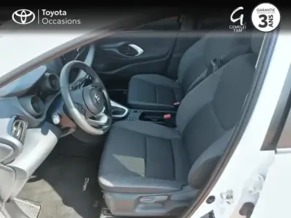 Photo 10 Toyota Yaris  116h Design 5p MY22