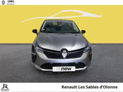 Photo 8 Renault Clio  1.6 E-Tech 145ch full hybrid Evolution