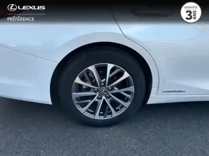 Photo 7 Lexus Es  300h Busins MY23 avec TVA