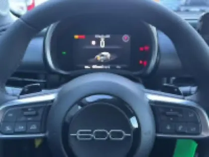 Photo 12 Fiat 600  1.2 Hybrid Turbo 110ch Pop eDCT6