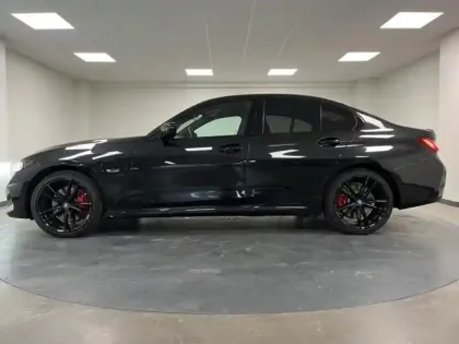 Photo 6 BMW Serie 3 Série 3 330eA 292ch M Sport