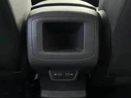 Photo 12 Volkswagen T-cross  1.0 TSI 115ch Carat DSG7