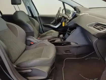 Photo 11 Peugeot 2008  1.2 PureTech 110ch E6.c Crossway S&S EAT6