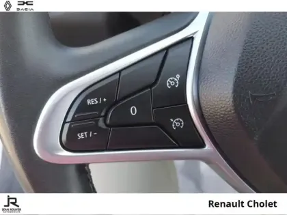 Photo 13 Renault Clio  Réversible 1.5 Blue dCi 100ch Business 21N (soit 10500? HT)