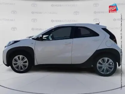 Photo 8 Toyota Aygo  X 1.0 VVT-i 72ch Dynamic MY24