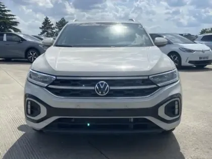 Photo 6 Volkswagen T-roc  1.5 TSI Evo2 150ch R-Line DSG7