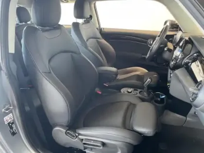 Photo 8 Mini Mini  Cooper SE 184ch Edition Premium BVA 5CV