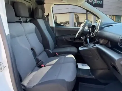 Photo 9 Opel Combo  Cargo M 650kg BlueHDi 100ch S&S Pack Premium Connect