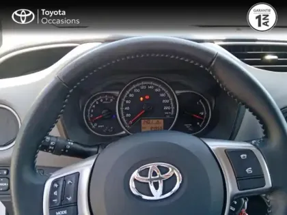 Photo 12 Toyota Yaris  69 VVT-i France 5p