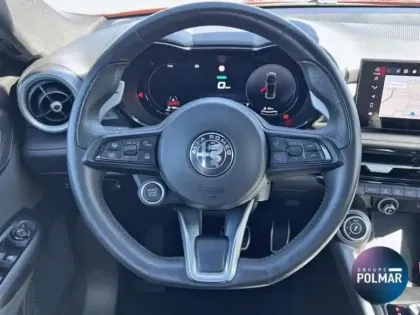 Photo 8 Alfa Romeo Tonale  1.3 PHEV 280ch Edizione Speciale AT6 e-Q4
