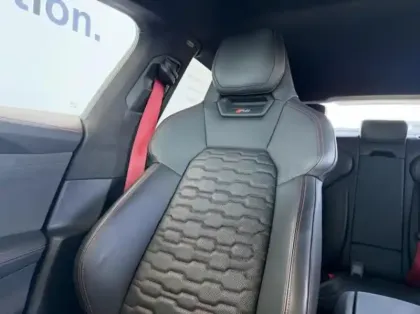 Photo 12 Audi E-tron RS  GT 598ch quattro
