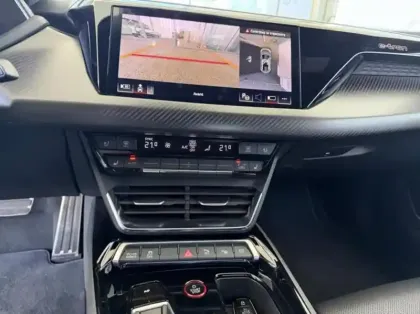 Photo 11 Audi E-tron RS  GT 598ch quattro