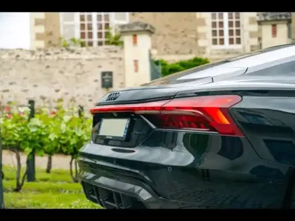 Photo 23 Audi E-tron RS  GT 598ch quattro