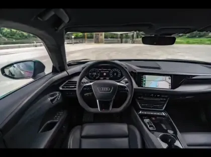 Photo 28 Audi E-tron RS  GT 598ch quattro