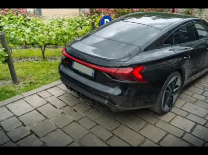 Photo 25 Audi E-tron RS  GT 598ch quattro