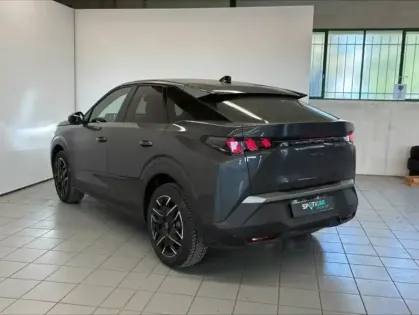 Photo 10 Peugeot 3008  1.2 Hybrid 145ch Allure e-DCS6