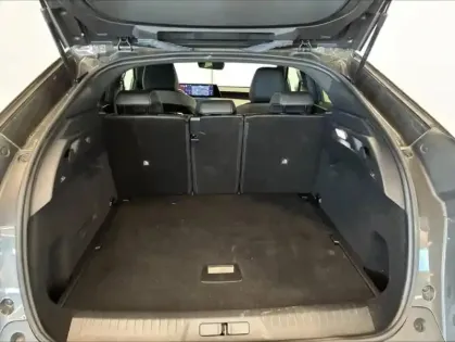 Photo 9 Peugeot 3008  1.2 Hybrid 145ch Allure e-DCS6