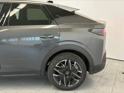 Photo 5 Peugeot 3008  1.2 Hybrid 145ch Allure e-DCS6