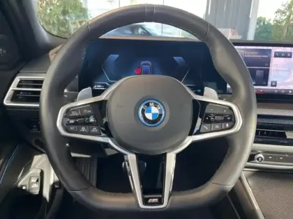 Photo 5 BMW Serie 3 Série 3 Touring 330eA xDrive 292ch M Sport