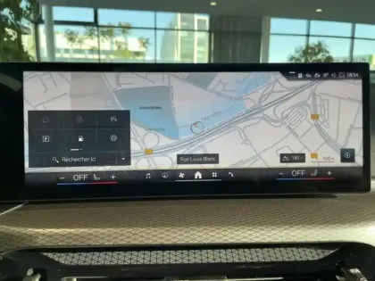 Photo 10 BMW Serie 3 Série 3 Touring 330eA xDrive 292ch M Sport