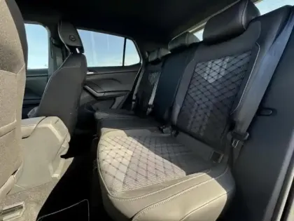 Photo 14 Volkswagen T-cross  1.0 TSI 116ch R-Line Edition DSG7