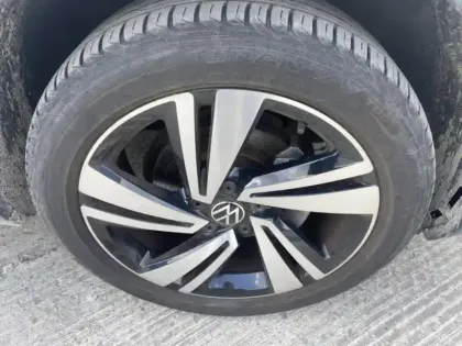 Photo 9 Volkswagen T-roc  1.5 TSI Evo2 150ch R-Line DSG7