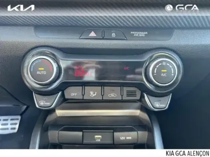 Photo 10 Kia Stonic  1.0 T-GDi 120ch MHEV GT Line DCT7