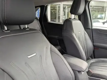 Photo 7 Ford Kuga  2.5 Duratec 225ch PHEV Vignale BVA