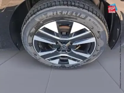 Photo 24 Peugeot 208  1.2 PureTech 100ch S&S Allure