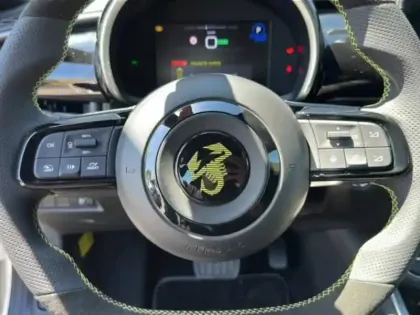 Photo 12 Abarth 600  e 240ch 54kWh Turismo