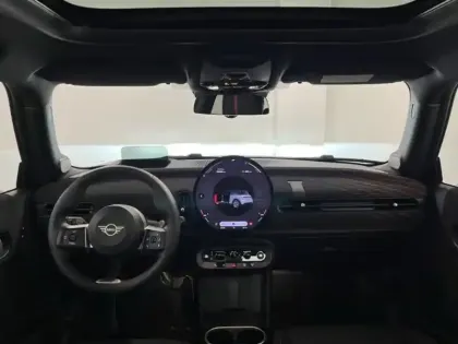 Photo 8 Mini Cooper  3 Portes C 156ch JCW DKG7