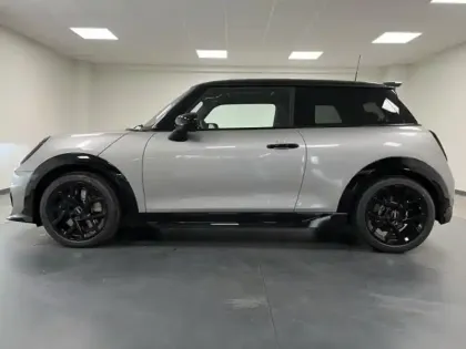 Photo 5 Mini Cooper  3 Portes C 156ch JCW DKG7