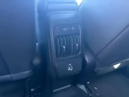 Photo 12 Alfa Romeo Tonale  1.3 PHEV 280ch Veloce AT6 e-Q4