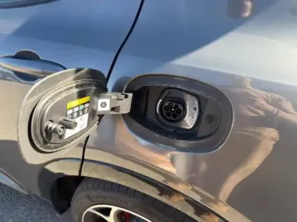 Photo 8 Alfa Romeo Tonale  1.3 PHEV 280ch Veloce AT6 e-Q4