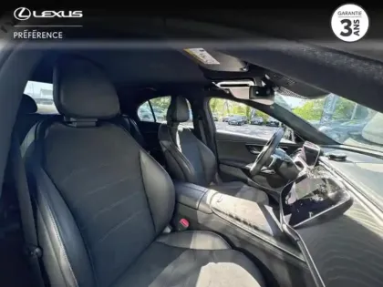 Photo 14 Mercedes Classe E  300 e 204+129ch AMG Line 4Matic 9G-Tronic