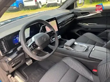 Photo 14 Renault Austral  1.2 E-Tech full hybrid 200ch esprit Alpine - 25