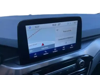 Photo 12 Ford Kuga  2.5 Duratec 190ch FHEV E85 Titanium BVA