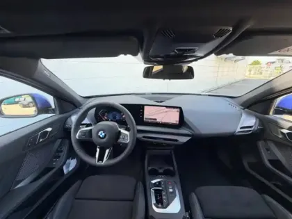 Photo 8 BMW Serie 1 Série 1 120A 170ch M Sport DKG7