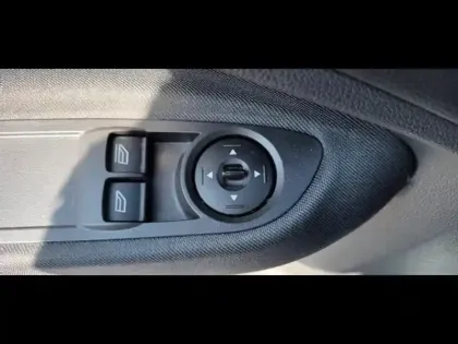 Photo 13 Ford C-Max  1.0 EcoBoost 125ch Stop&Start Trend