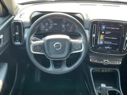 Photo 7 Volvo Xc40  D3 AdBlue 150ch Momentum Geartronic 8