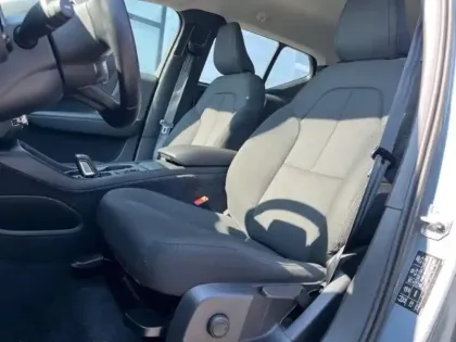 Photo 5 Volvo Xc40  D3 AdBlue 150ch Momentum Geartronic 8