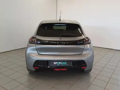 Photo 5 Peugeot 208  e- 136ch Roadtrip