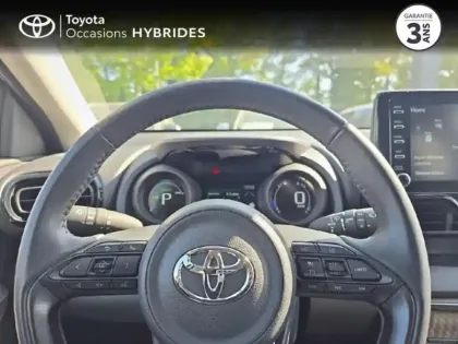 Photo 12 Toyota Yaris  116h Design 5p MY22