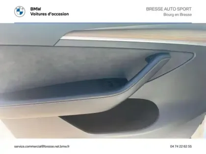 Photo 14 Tesla Model Y  Standard RWD